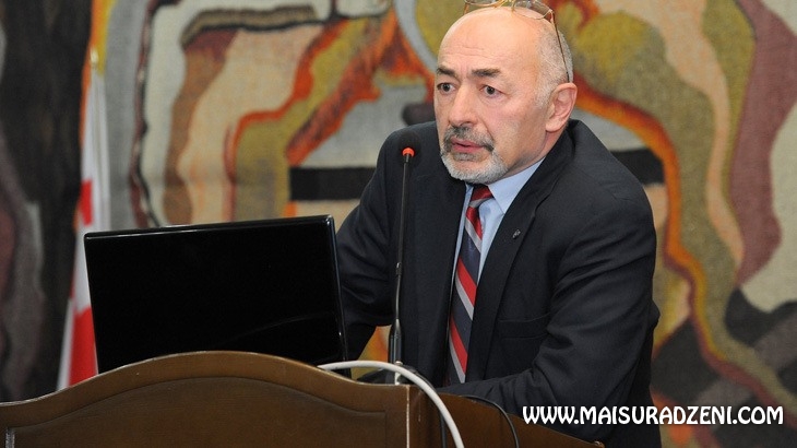 მაისურაძეები ქართულ ფარმაციაში