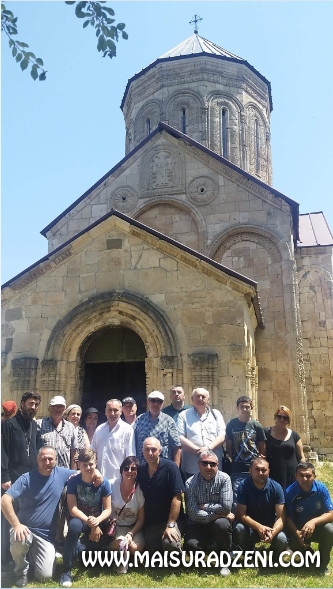 შურა მაისურაძე 90 წლისაა